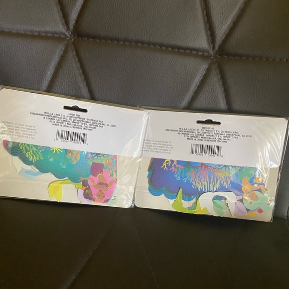 Dinosaur Cupcake Wrappers & matching Cupcake picks - Picture 6 of 7